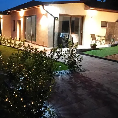 Apartament Sweethome12 *