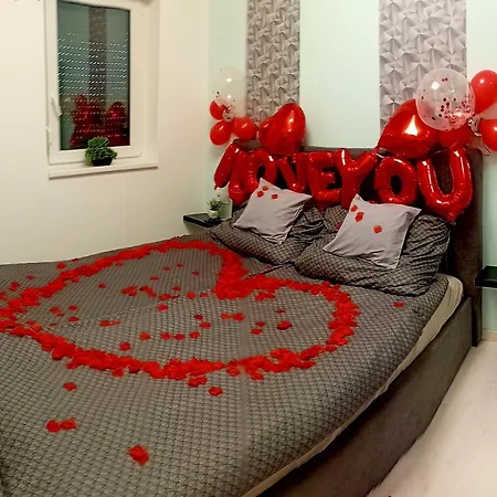 Apartment Sweethome12 *